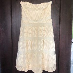 Strapless dress